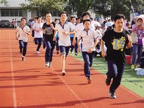 北京將制定中小學(xué)塑膠跑道新標(biāo)準(zhǔn) 在建項(xiàng)目停工