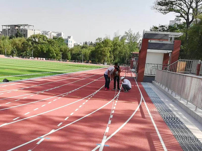塑膠跑道現場取樣是干什么用的？